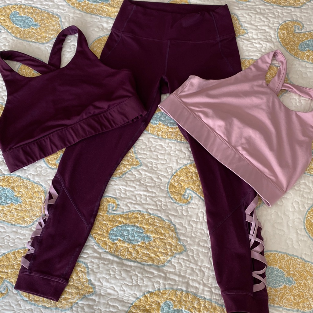 Fabletics Small Size Bundle/ 2 Bars & 1 Powerhold Leggings